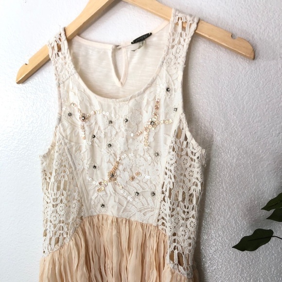 BKE Lace And Sequin Boho Tank top - Picture 2 of 6